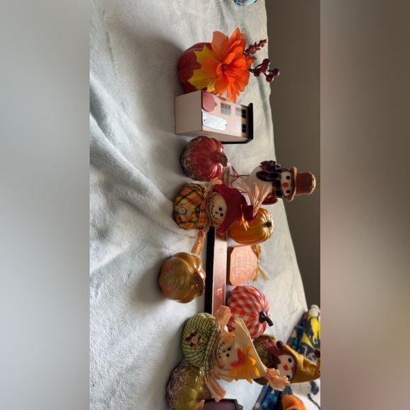 Fall decorations - Picture 13 of 13